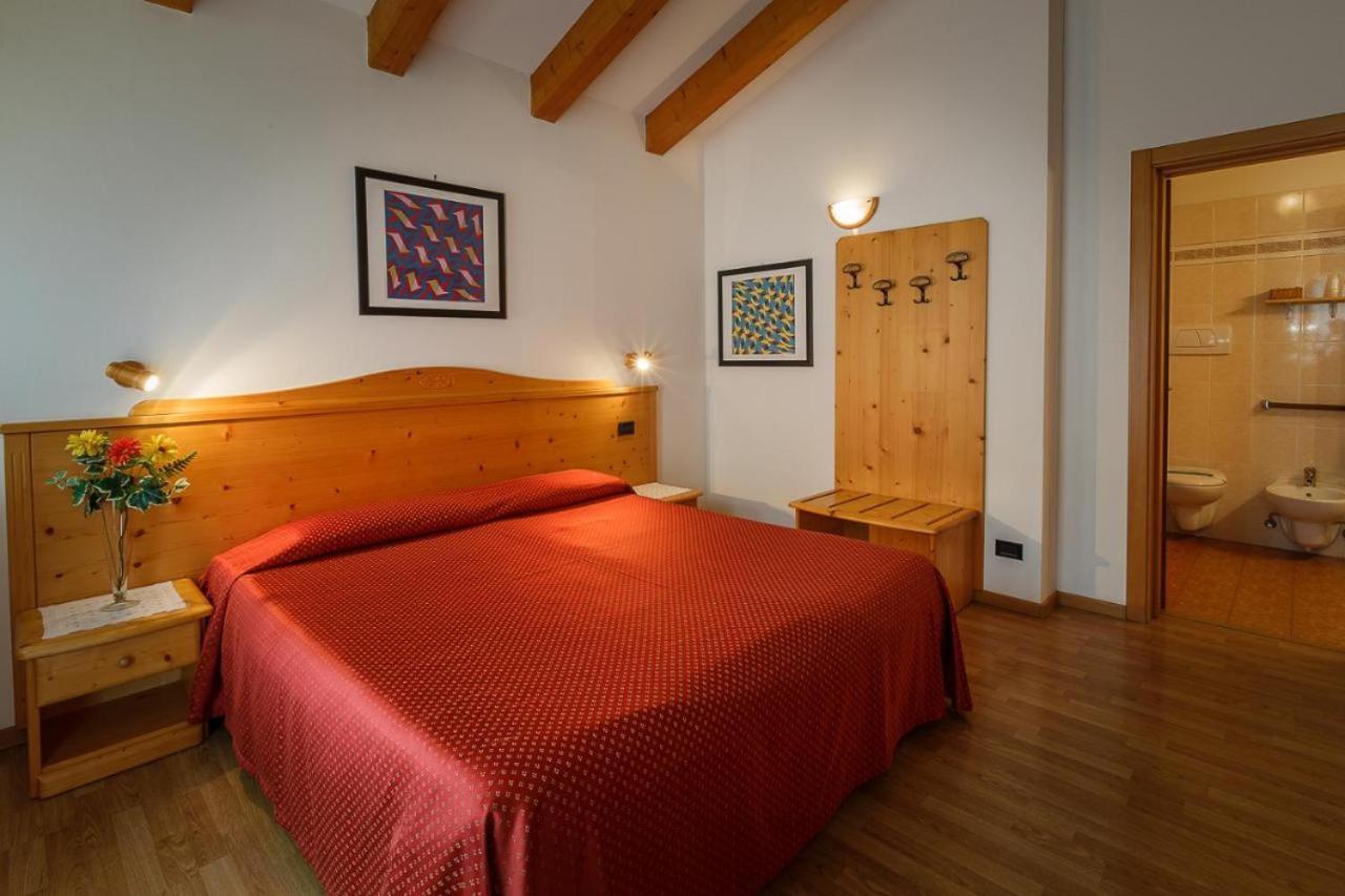 Hotel La Locanda Pinzolo Εξωτερικό φωτογραφία