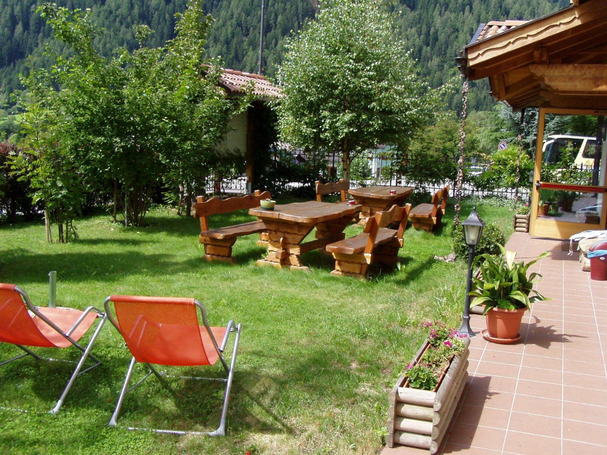 Hotel La Locanda Pinzolo Εξωτερικό φωτογραφία