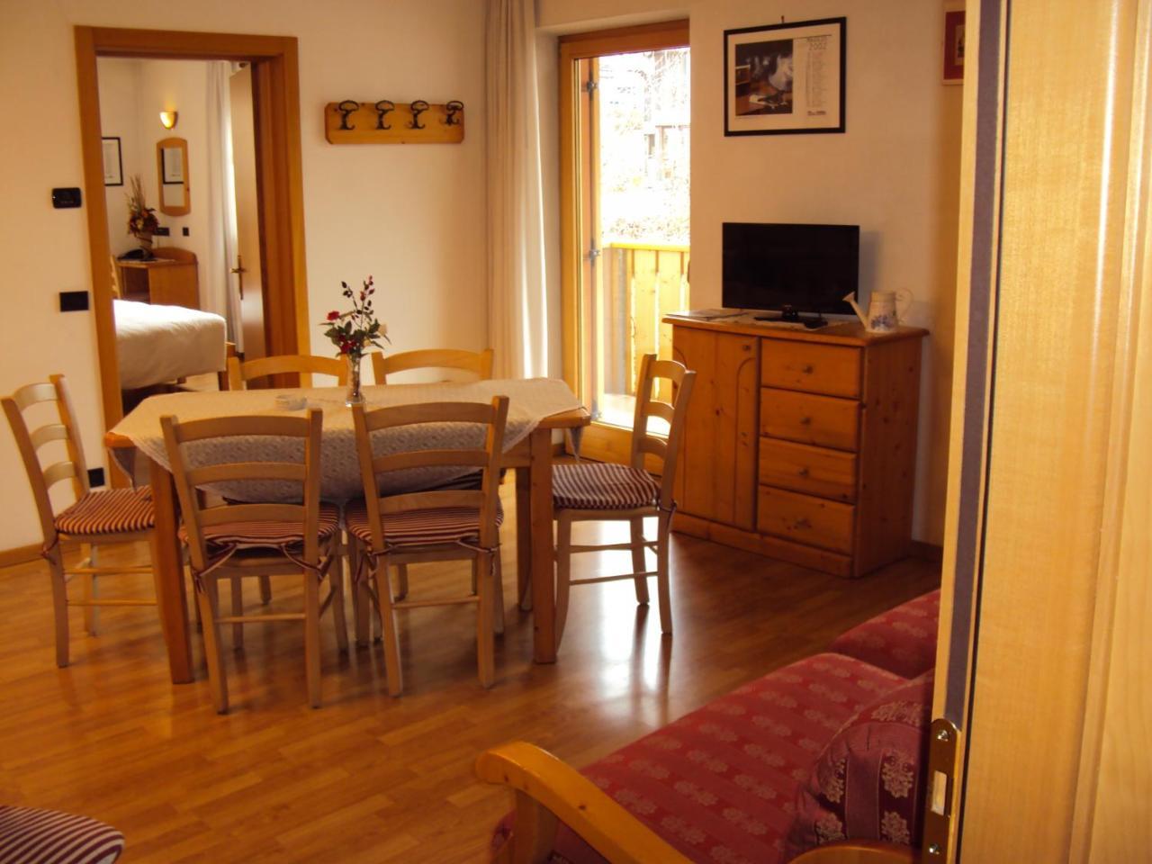 Hotel La Locanda Pinzolo Εξωτερικό φωτογραφία